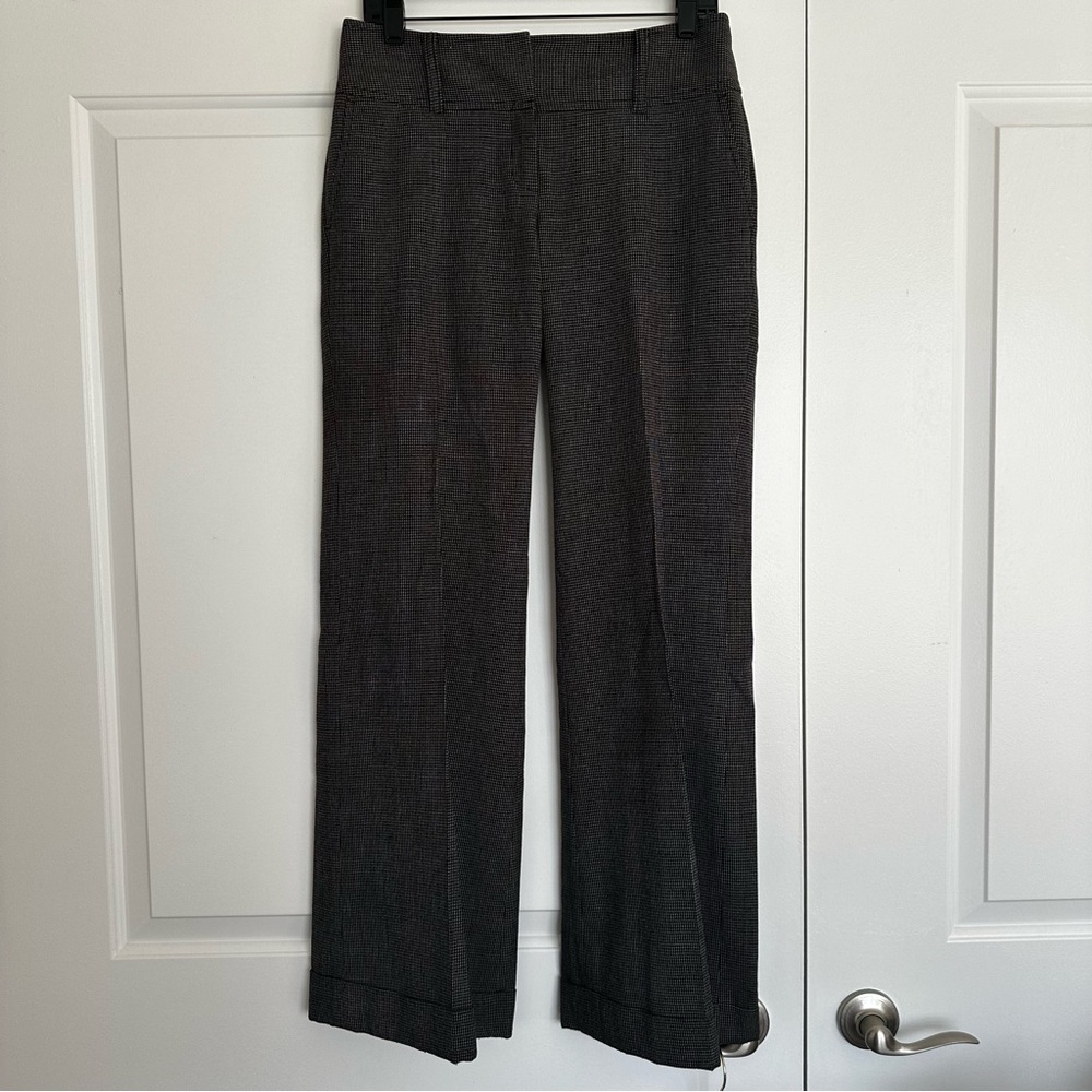 Ann Taylor Black and White Signature Fit Lower on The Waist Dress Pants